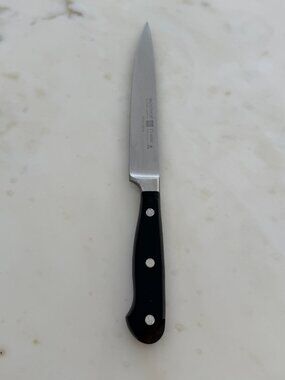WUSTHOF CLASSIC KNIFE 4522/16cm X50 Cr Mo 15